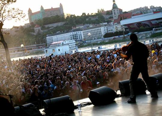 1 Bratislava 2009 1 Bratislava 2009