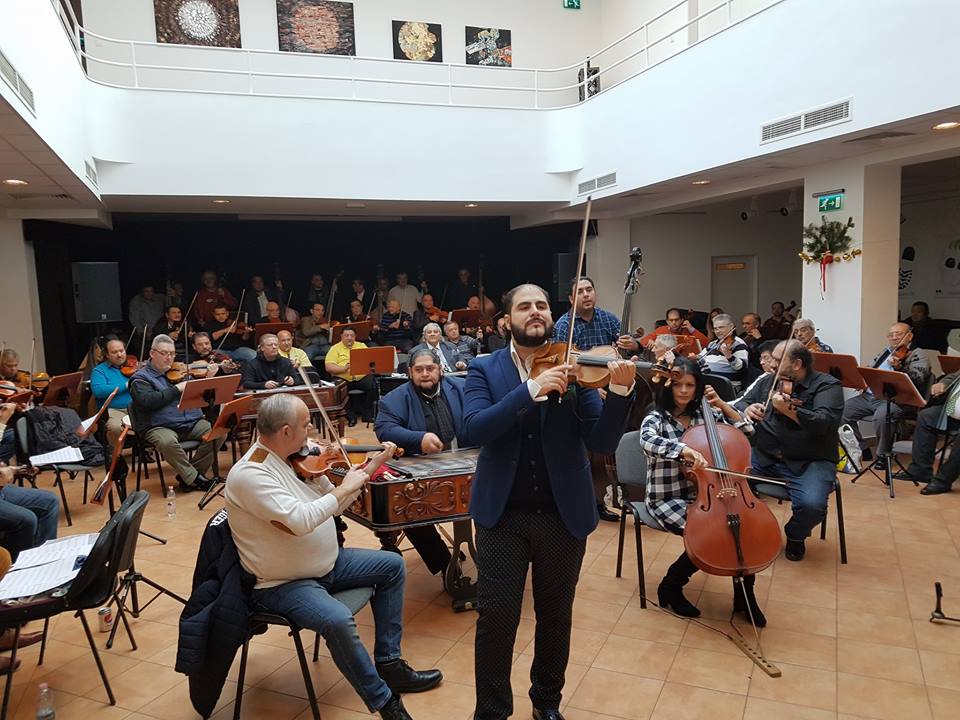 Budapest 2016, with 100 Violin Gypsy Orchestra Budapest 2016, with 100 Violin Gypsy Orchestra