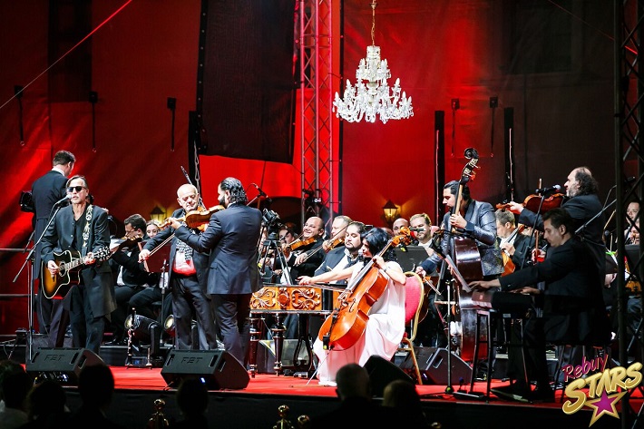 Koncert-Cigánskych-diablov-na-Bratislavskom-hrade-2017-foto-Eugen-Bernáth-10 Koncert-Cigánskych-diablov-na-Bratislavskom-hrade-2017-foto-Eugen-Bernáth-10